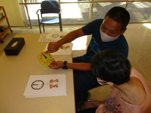 時計を覚える為の訓練